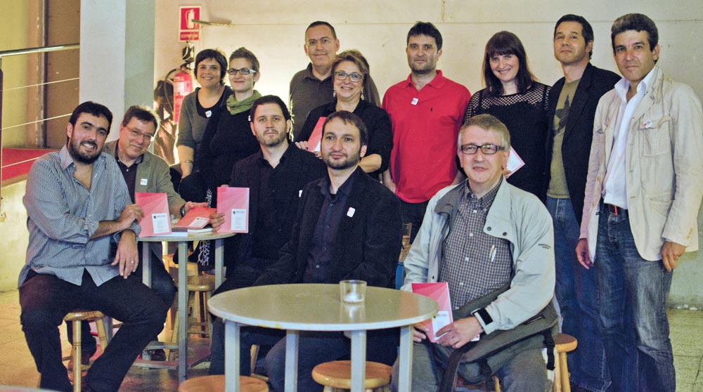 Editors de 'Llegir en català'. Fotografia de Carles Domènec.