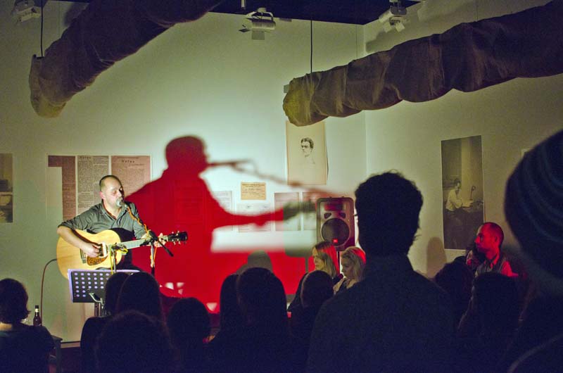 Presentació de 'Llenya prima' a l'Espai Mallorca de Barcelona. Fotografia de Carles Domènec. 