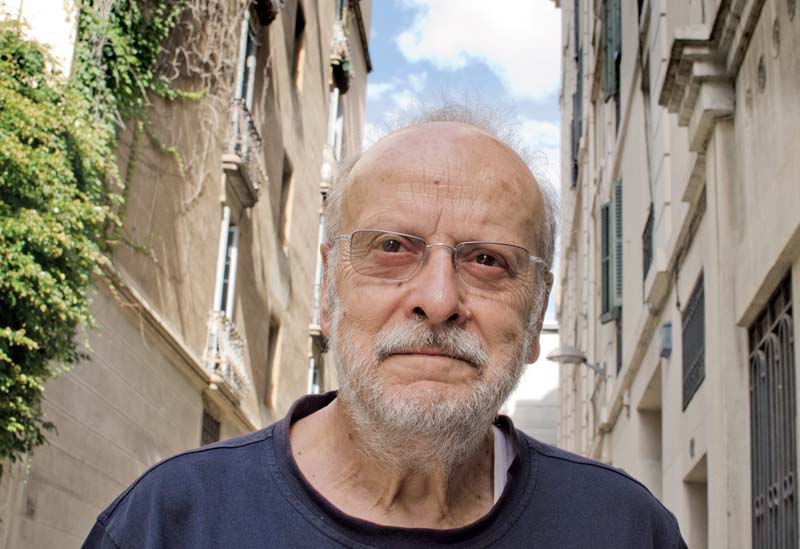 Joaquim Carbó acaba de publicar Pantalons curts, les seves memòries d’infantesa